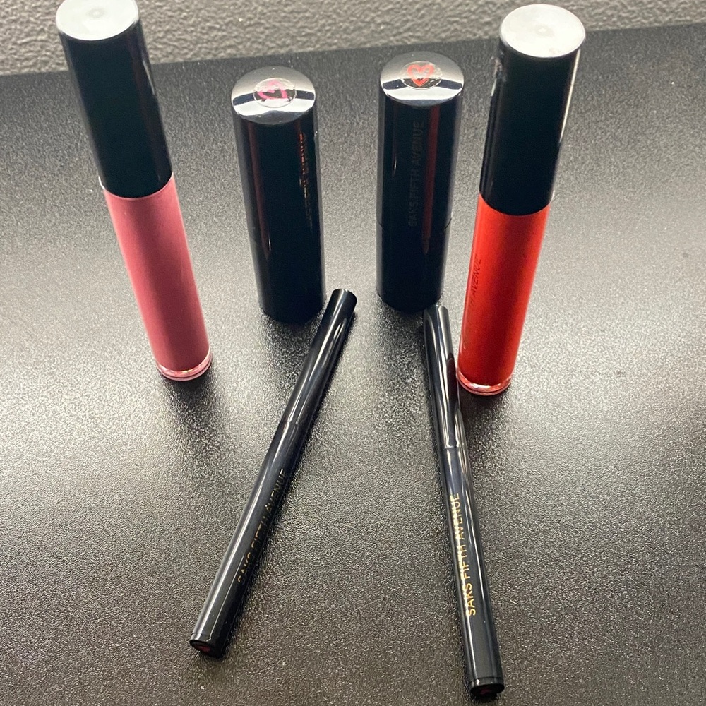 Saks Fifth Avenue Lip Gloss Set - Pink and Red